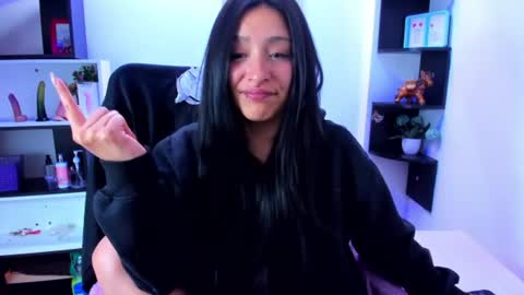sara_honny online show from August 8, 12:43 am