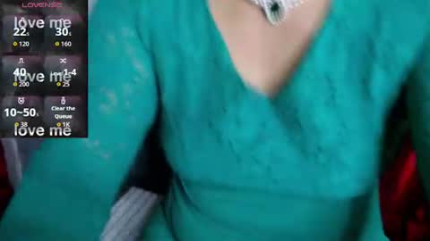 Sara   online show from August 13, 11:52 pm