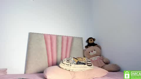 Sara  online show from August 10, 4:03 am