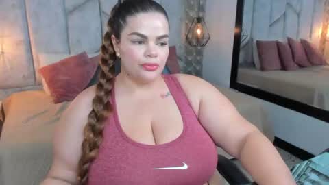  Sara Thompson  online show from July 13, 9:53 pm