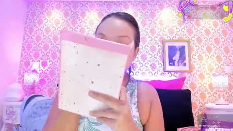 SaraAvila  online show from August 13, 7:06 pm