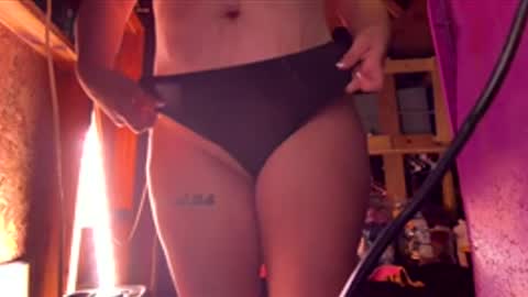 Sara Can Cum online show from May 29, 5:21 am