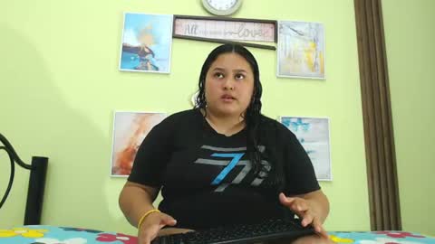 SARA online show from August 13, 7:39 pm