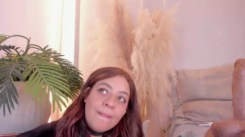 sarah_bonneth online show from August 10, 1:34 pm