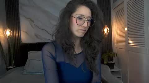 Sarah online show from August 14, 9:07 pm