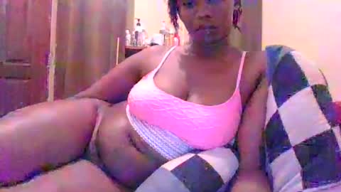 sarah_haggai online show from August 11, 8:00 pm