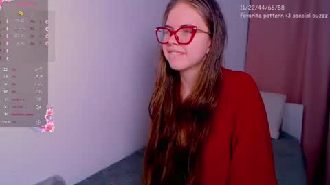 Sarah online show from July 15, 8:21 pm