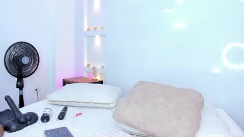 sarah online show from August 6, 3:11 pm