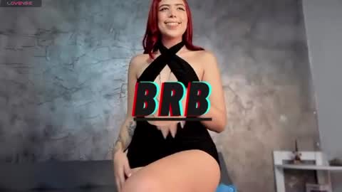 sarahgrant_ online show from July 16, 3:51 am