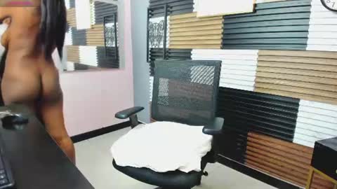 Sarahi pusey online show from August 11, 1:46 pm