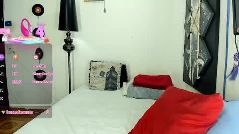  SARAHJEY     online show from August 12, 12:46 am