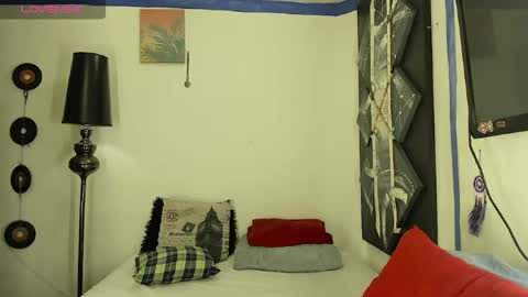  SARAHJEY     online show from August 14, 1:53 am
