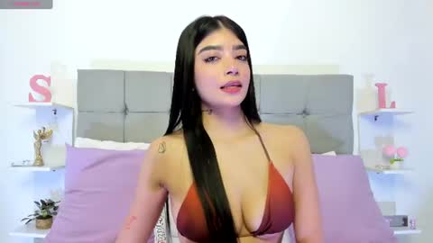 sarahlopezz290 online show from July 28, 4:29 am