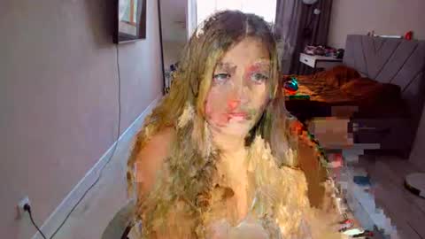 Sarah online show from August 13, 1:36 pm