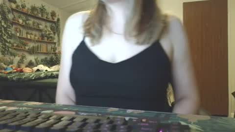 Sarah online show from July 16, 12:55 am