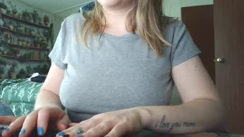Sarah online show from August 14, 10:13 pm