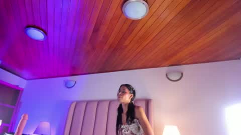 sarahtexas online show from August 4, 2:30 am