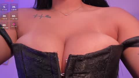 Sarah  independent model online show from August 8, 8:58 am
