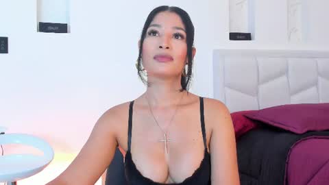 saralife69 online show from July 24, 12:41 pm