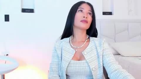 saralife69 online show from August 12, 11:56 am