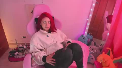 sara  online show from April 20, 6:02 pm