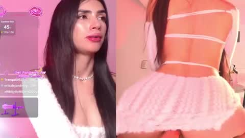 sararoy_ online show from July 29, 9:55 pm