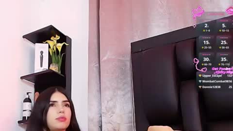 sararoy_ online show from August 14, 10:57 pm