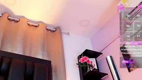 sararoy_ online show from August 15, 3:38 pm