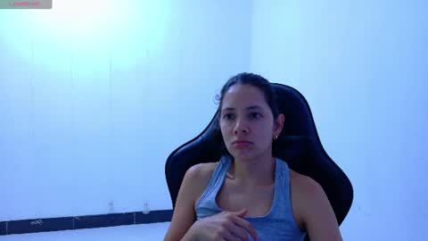Sara online show from August 12, 10:45 pm