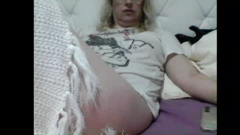 sarasexx33 online show from April 6, 12:31 pm