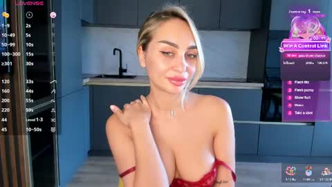 Sara online show from August 9, 4:13 am