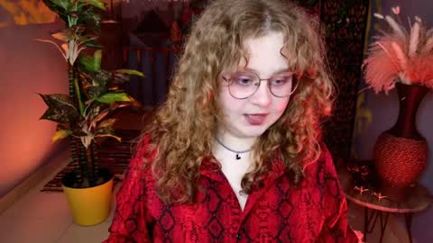 Sara online show from April 6, 8:40 am