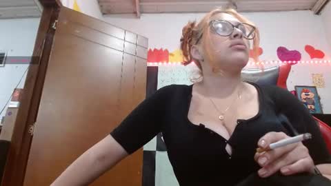 Sara Jimenez online show from August 6, 10:14 am