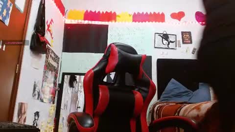 Sara Jimenez online show from August 8, 10:48 am