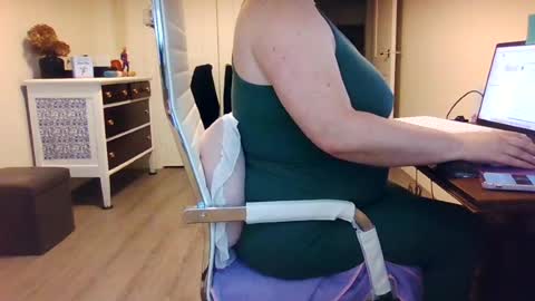 Sara online show from July 21, 3:47 pm