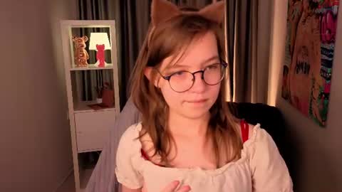 Lia online show from August 5, 7:56 pm