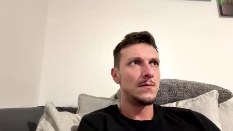 sascha041091 online show from March 1, 5:48 am