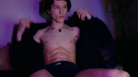 sasha_bb21 online show from April 21, 11:30 pm