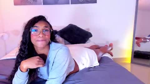 sasha_bowei online show from July 31, 4:41 am