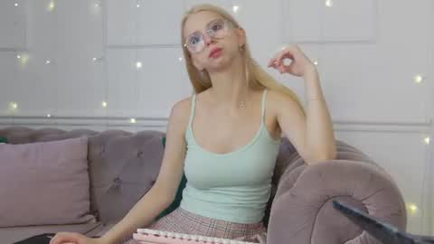 sasha_calle online show from August 12, 7:11 am