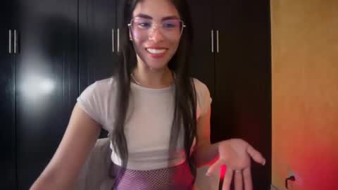 sasha_jonne online show from August 4, 4:31 am