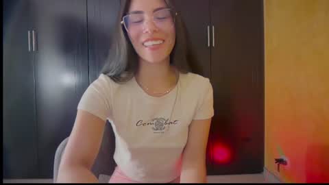 sasha_jonne online show from August 5, 7:28 am