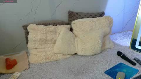sasha_lst online show from August 11, 7:21 am