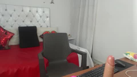 sasha maturee online show from April 14, 2:19 am
