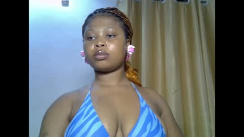 sashaeve online show from August 12, 6:10 pm