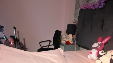 sashajune online show from August 14, 3:26 pm