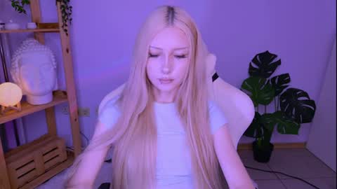 sashaquin online show from August 9, 10:16 am