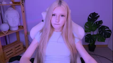 sashaquin online show from August 9, 1:34 pm