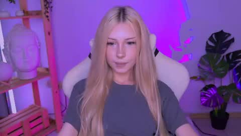 sashaquin online show from August 15, 9:57 am