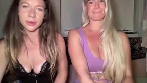 Sasha Silver online show from May 1, 5:44 am